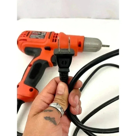 Black & Decker 6 Amp 3/8" 1500 RPM Corded Electric Drill Model DR340 Works - Picture 8 of 9